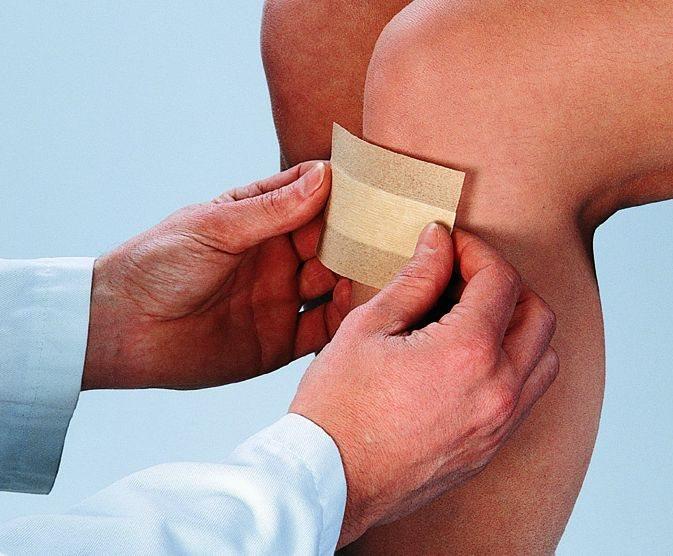 Actual product image Lohmann & Rauscher Wundverband 8cmx10cm hautfarbig (10 x)
