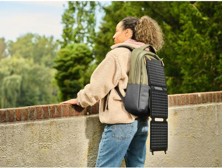 Actual product image Trust Zuny 20W Solar (20 W, 0.70 kg)