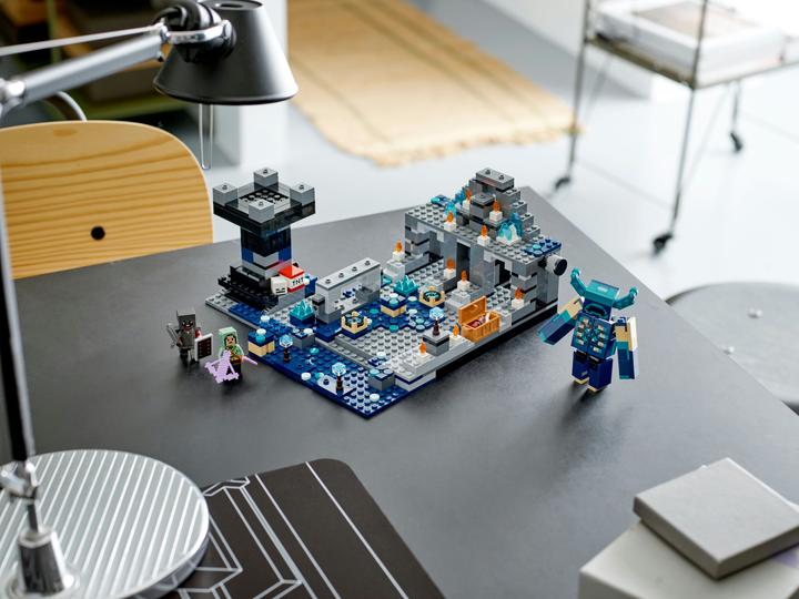 Image du produit LEGO Minecraft - Le duel dans les ténèbres (21246, LEGO Minecraft)