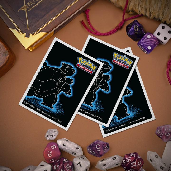 Actual product image Ultra Pro Pokémon - Blastoise APEX Deck Protector Sleeves (105)