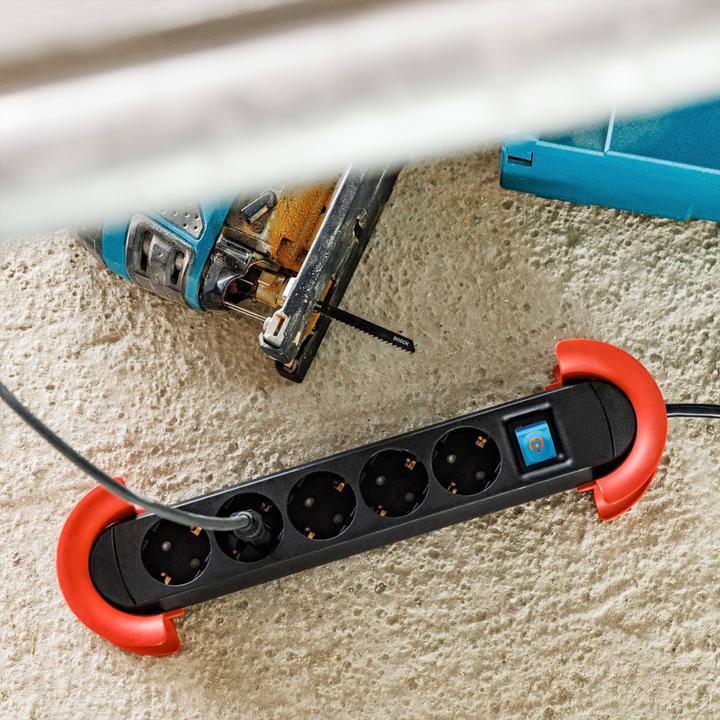 Produktbild Bachmann HOOK Indoor 5x Schutzkontakt Kunststoff mit Schalter 5m (5x, CEE 7/3, 5 m)