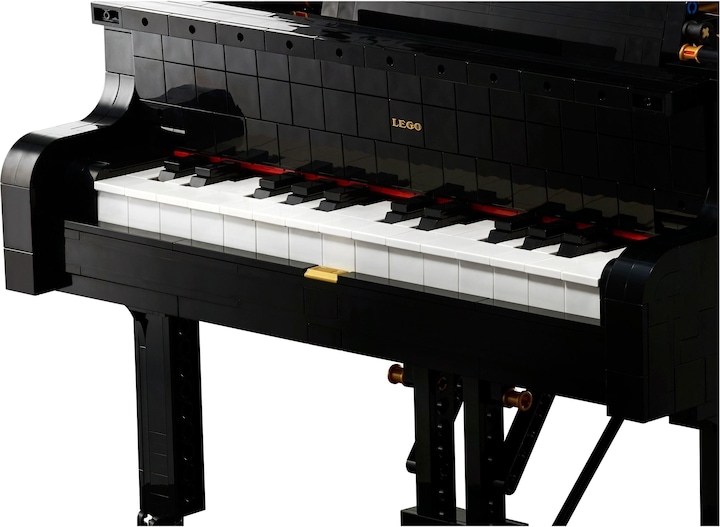 Actual product image LEGO Concert grand piano (21323, LEGO Ideas, LEGO Rare Sets)