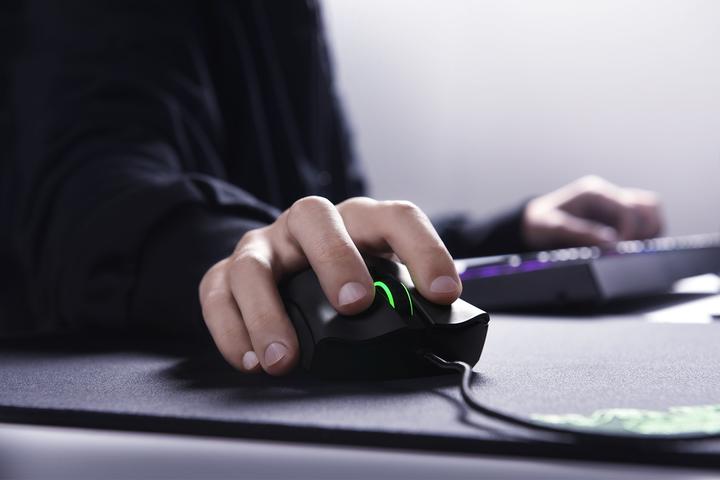 Produktbild Razer DeathAdder Elite (Kabelgebunden)
