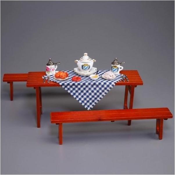 Reutter, Miniature, Bierbank „Bayrische Schmankerl“ mit Weisswurst, Brathähnchen und Bierkrug (Miniatur)