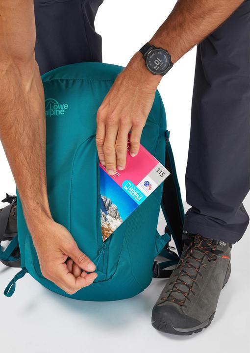 Actual product image Lowe Alpine Edge 22 (22 l)