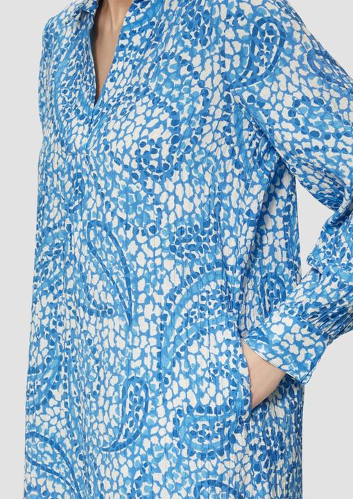 Produktbild S.Oliver Kleid Strukturiertes Hemdblusenkleid mit Eingrifftaschen (32)
