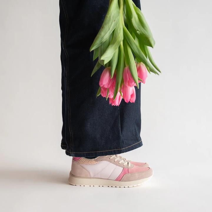 Actual product image Woden Ronja (38)