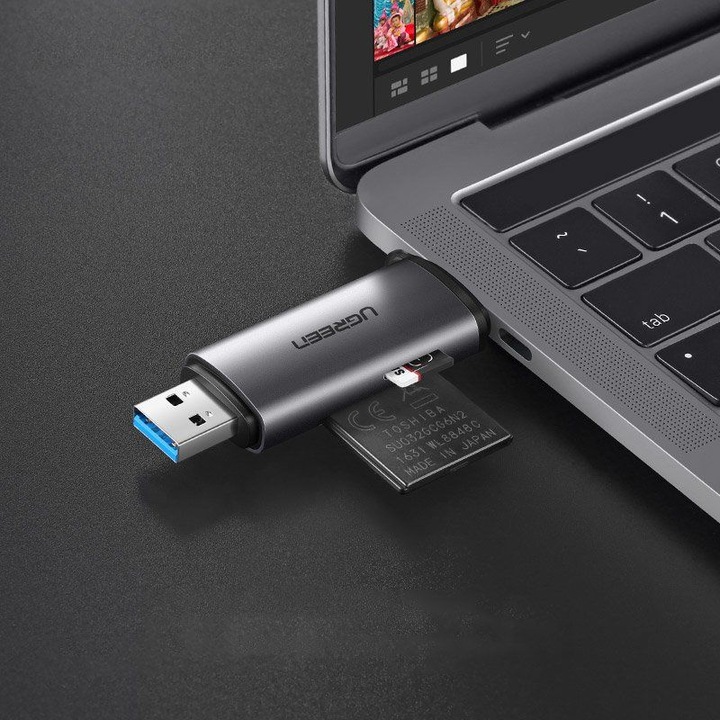 Actual product image Ugreen USB-C and USB-A - TF SD 3.0 (USB-C, USB)