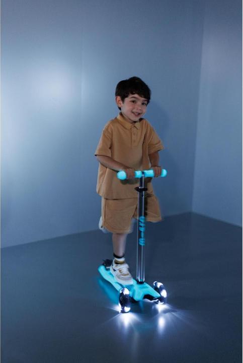 Produktbild Micro Kickboard Maxi Deluxe