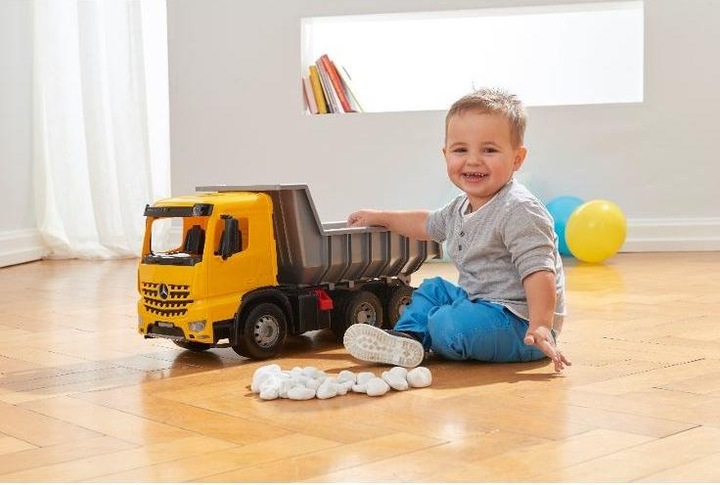 Actual product image Lena Dump truck