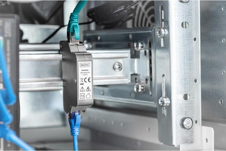 Produktbild Digitus PoE Surge Protector (RJ45), DIN-Schienenmontage, Indoor (Überspannungsschutzadapter)