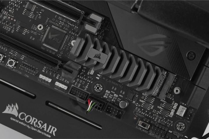 Produktbild Corsair MP600 Pro XT 2TB CSSD-F2000GBMP600PXT (2000 GB, M.2 2280)