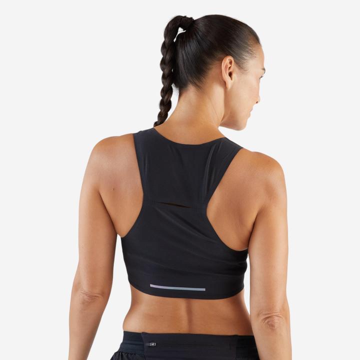 Actual product image Kiprun Laufshirt Crop Top Damen leicht - Race Crop Light 900 schwarz Méline Rollin (S)