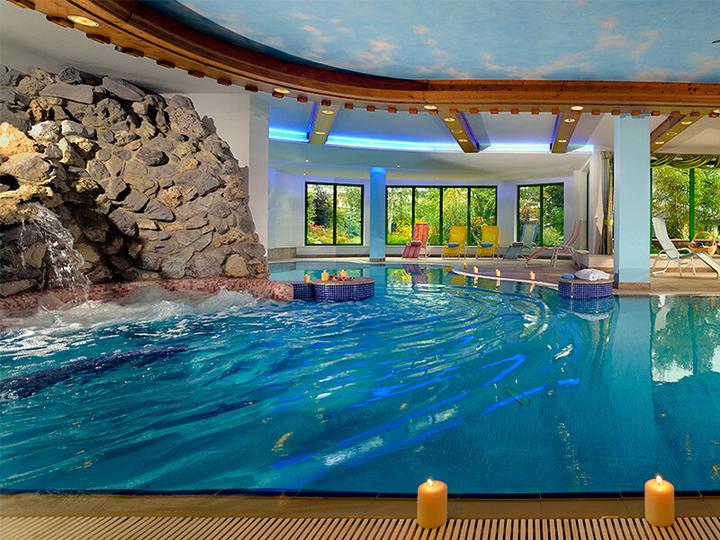 Immagine prodotto Smartbox Un anniversaire détente: 2 giorni in hotel con spa di lusso in Europa (2 Persone)