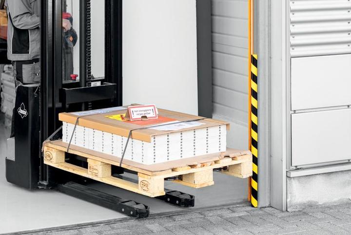 Produktbild Durable Flächenschutzprofil S30R /schwarz selbstkl