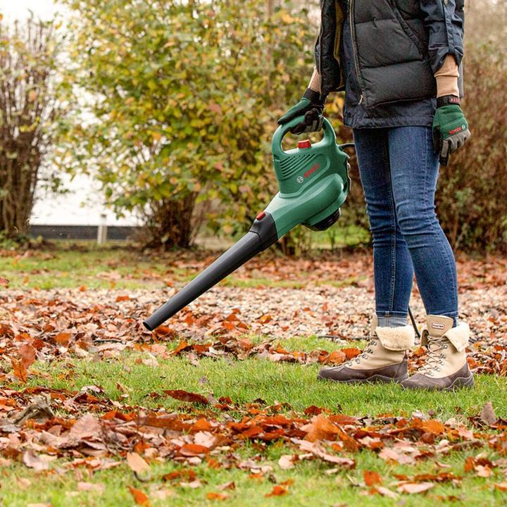 Image du produit Bosch Home & Garden Aspirateur de jardin UniversalGardenTidy 2300 (Fonctionnement sur secteur, Aspirateurs à feuilles, Aspirateurs et souffleurs, Souffleur de feuilles)