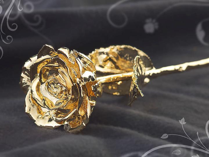Actual product image St. Leonhard Real rose forever beautiful