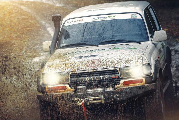 Produktbild MSW Seilwinde Elektrische 12 V Motorwinde Seilhebezug Seilzug 907 Kg