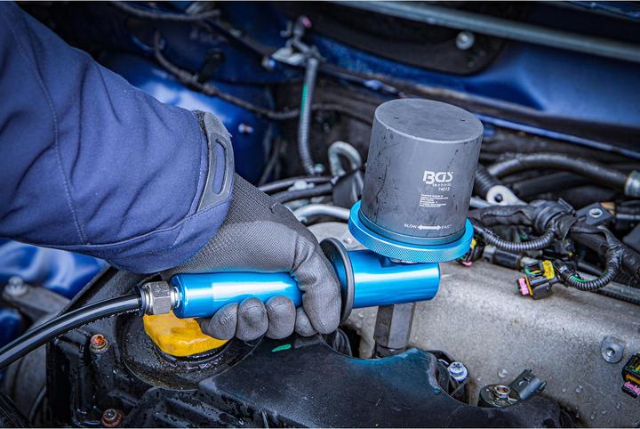 Actual product image BGS Pneumatic injector extractor set