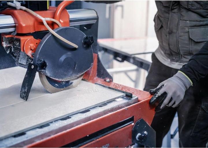 Produktbild Bosch Professional Zubehör PRO Ceramic Diamanttrennscheibe, 300 x 30/25,4 mm