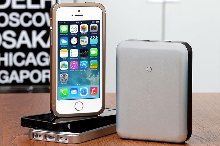 Actual product image Just Mobile AluFrame (Apple iPhone 5, Apple iPhone 5s)