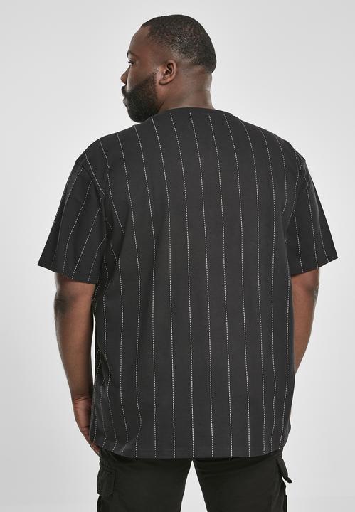 Produktbild Urban Classics Oversized Pinstripe Tee (5XL)