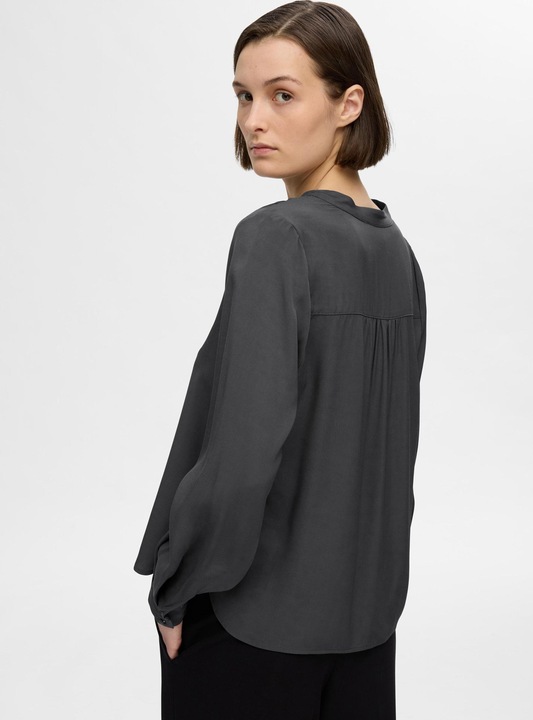 Actual product image Selected Femme Slfmaddi Ls V-Neck Top Noos (40)
