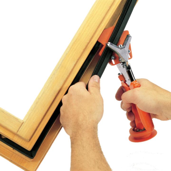 Immagine prodotto Löwe Cesoie per profili di tenuta 4.104/VR (230 mm)