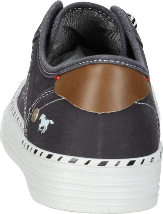 Produktbild Mustang Sneaker (39)