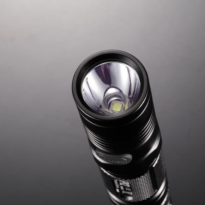 Produktbild Nitecore P12 (13.90 cm, 950 lm)