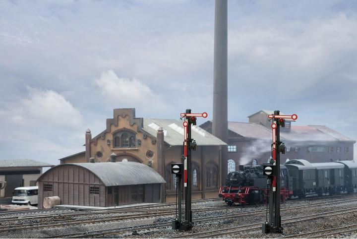 Actual product image Märklin H0 70421 Shaped signal track blocking