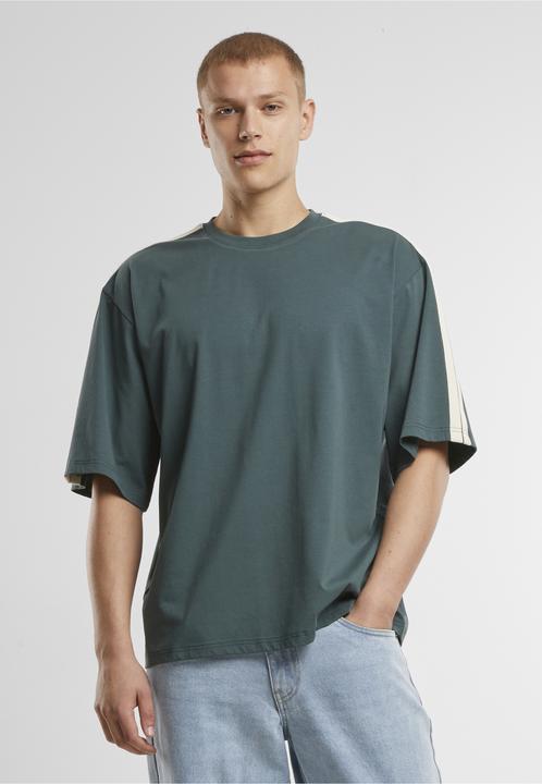 Produktbild Urban Classics Tennis Core Tee - 189363 (M)