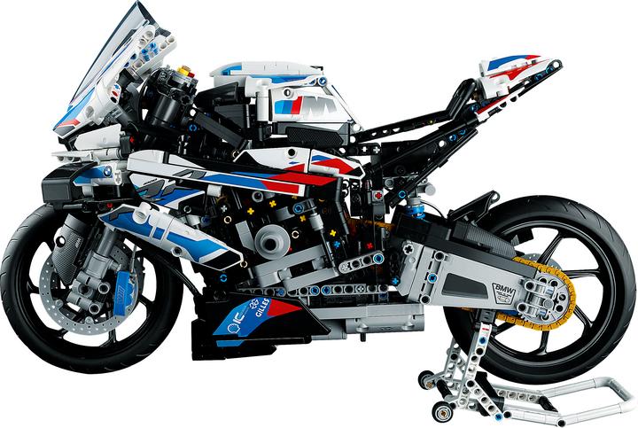 Actual product image LEGO BMW M 1000 RR (42130, LEGO Technic)