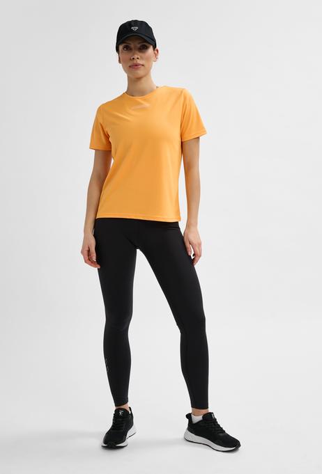 Actual product image hummel hmlTE TOLA T-SHIRT (XS)