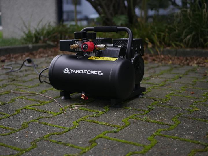 Actual product image Yard Force Silent Compressor (6 l, 8 bar)