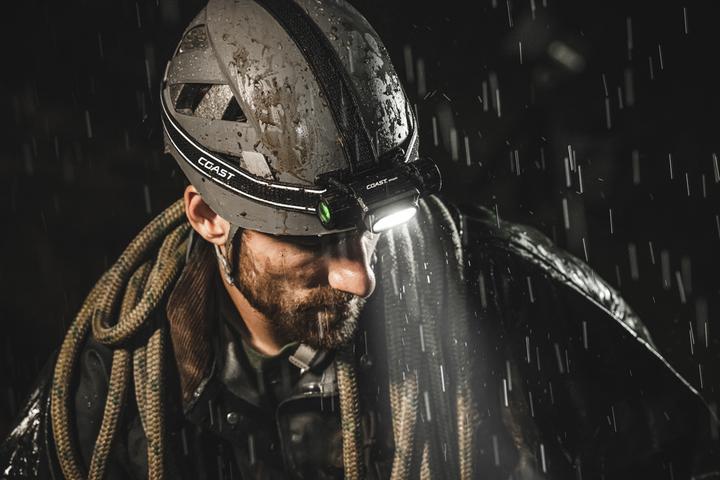 Actual product image Coast WPH34R waterproof rechargeable headlamp, 2000 lumens (2000 lm)