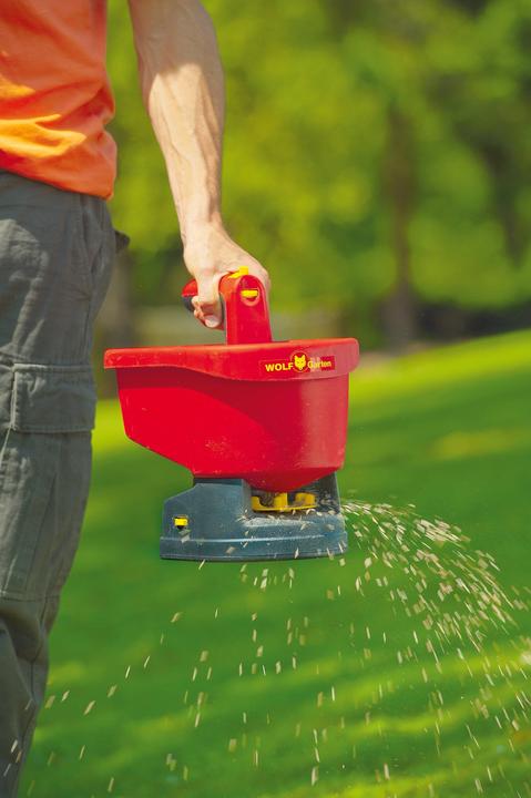 Actual product image Wolf-Garten Universal spreader WE-B