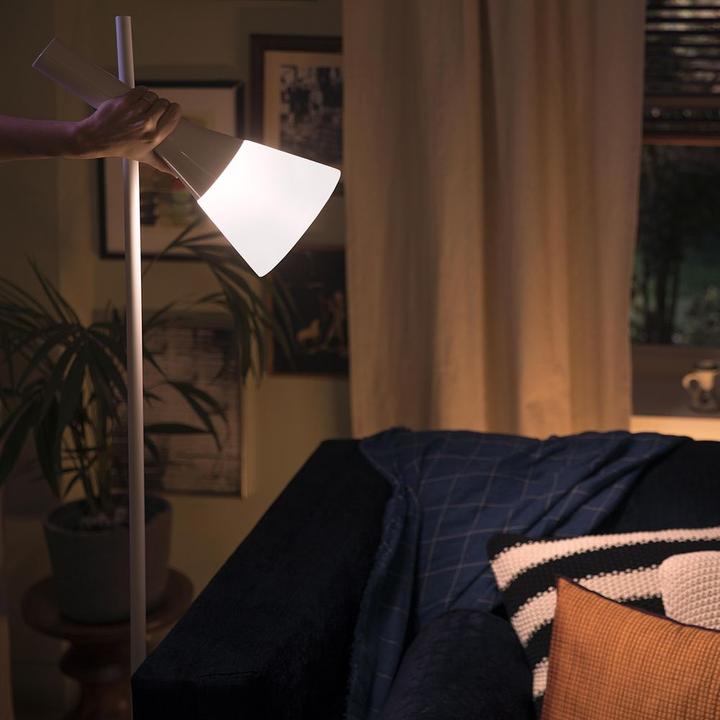 Actual product image Philips Hue White BT (E14, 5.50 W, 470 lm, 2 x, F)