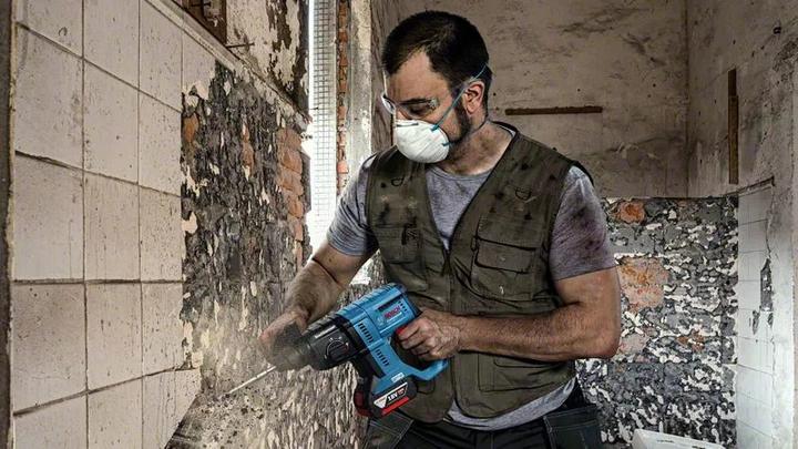 Produktbild Bosch Professional GBH 18V-21