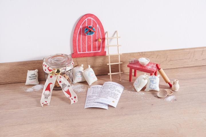 Actual product image VBS Miniatures "Kitchen utensils" 8pcs.