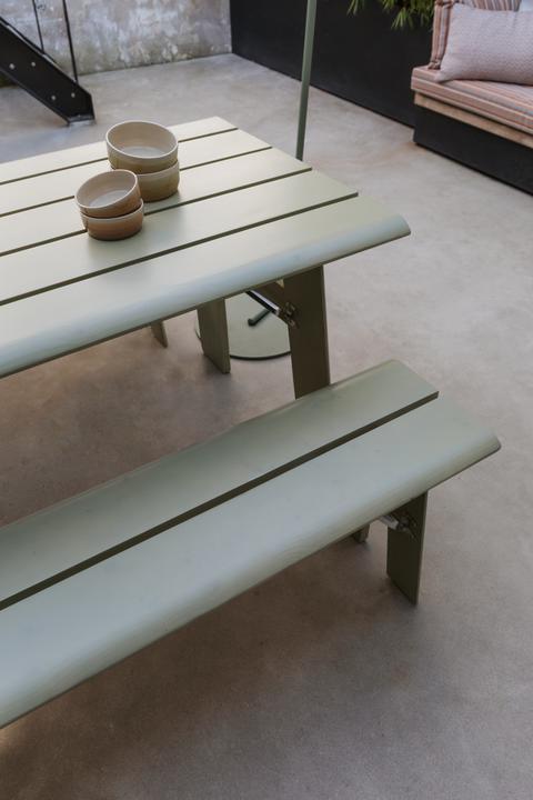 Produktbild Zuiver Outdoor Table Avenue Desert Sage (79 cm)