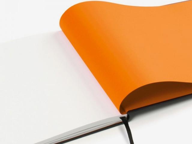 Actual product image Molotow ONE4ALL Professional Artbook A5 landscape 80 pages (A5, Plain, Hardcover)