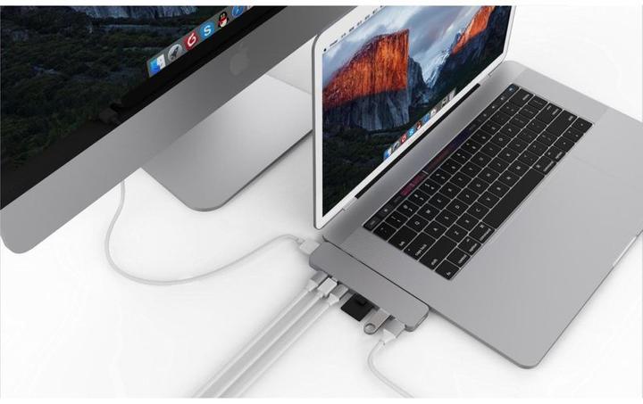 Actual product image Hyper HyperDrive Pro 8 in 2 (USB-C, 2 Ports)