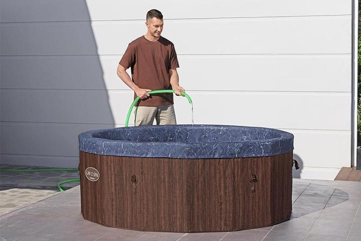 Image du produit Bestway Lay-Z-Spa Toronto ThermaCore SmartAirjet (7 pers.)