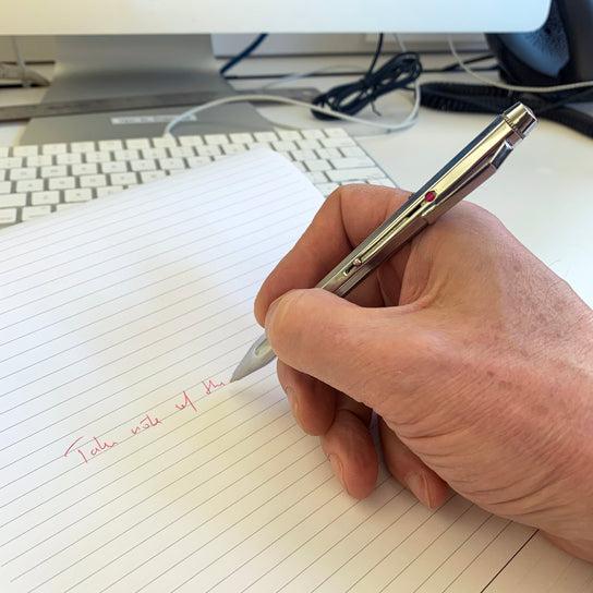 Actual product image Kikkerland 3-colour pen (Silver, 1 x)