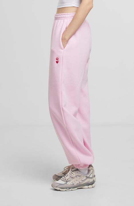Actual product image Mister Tee MisterTee Real Queen EMB Ladies Fluffy Sweatpants - 193911 (L)
