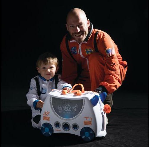 Actual product image Trunki Kids suitcase Skye the spaceship (18 l, Hand luggage (up to 50 litres))
