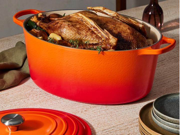 Produktbild Le Creuset Signature (40 cm, Bräter + Schmortopf, Gusseisen)