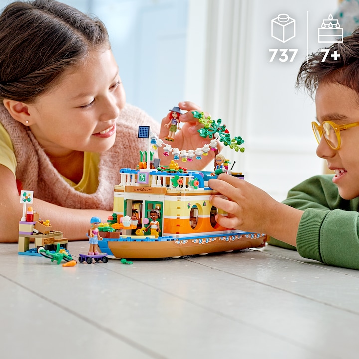 Actual product image LEGO Houseboat (41702, LEGO Friends)