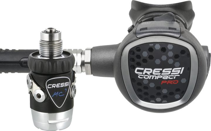 Produktbild Cressi MC9 SC + Compact Pro